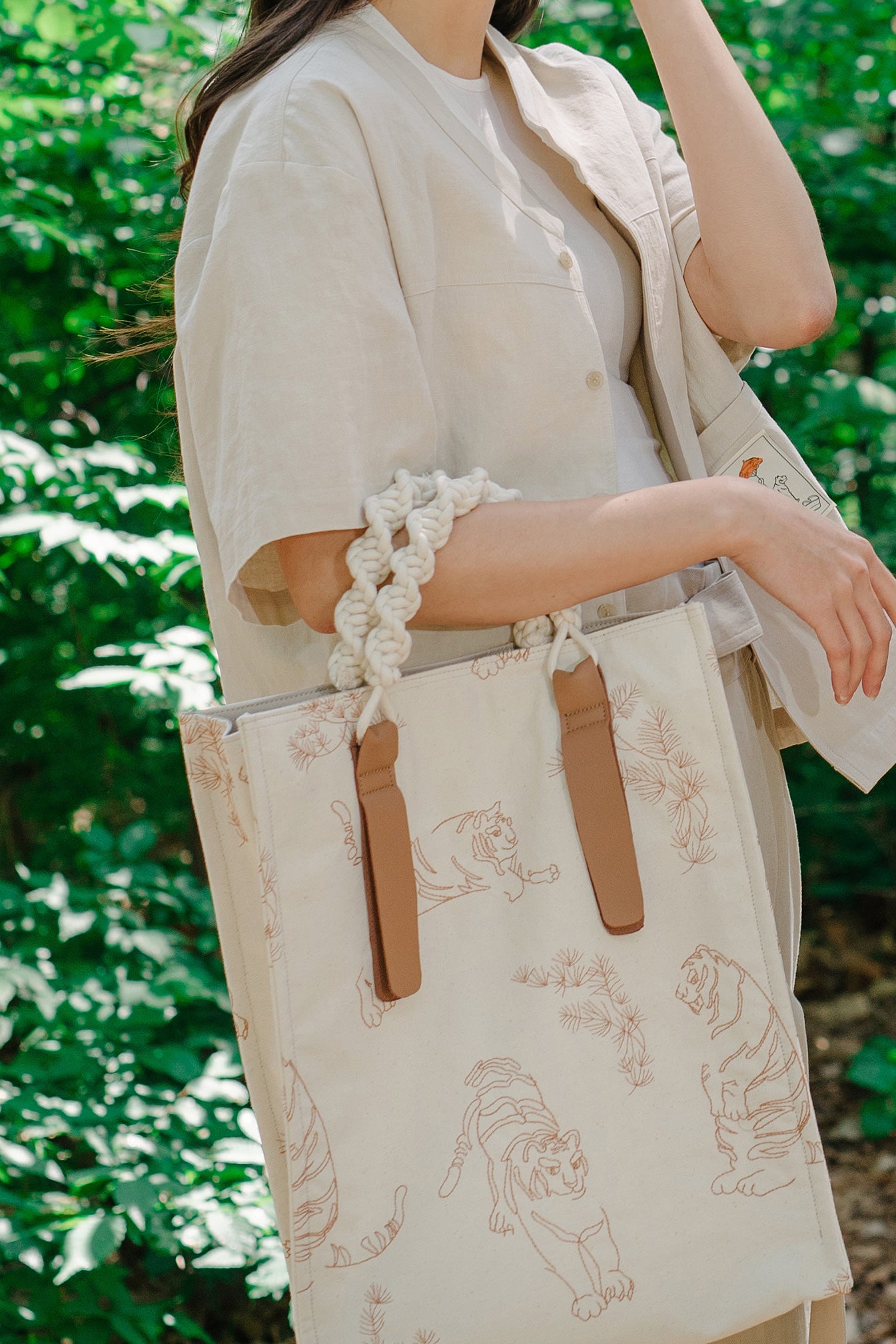 Hodam Bag, Ivory