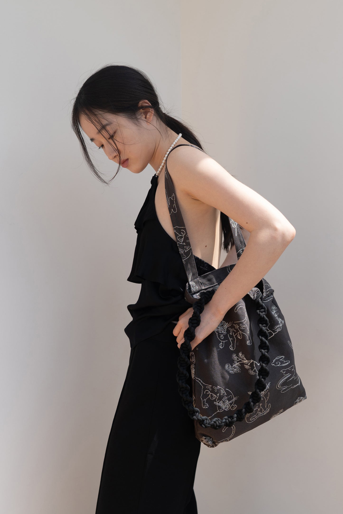 Moho Bag, Black & Silver